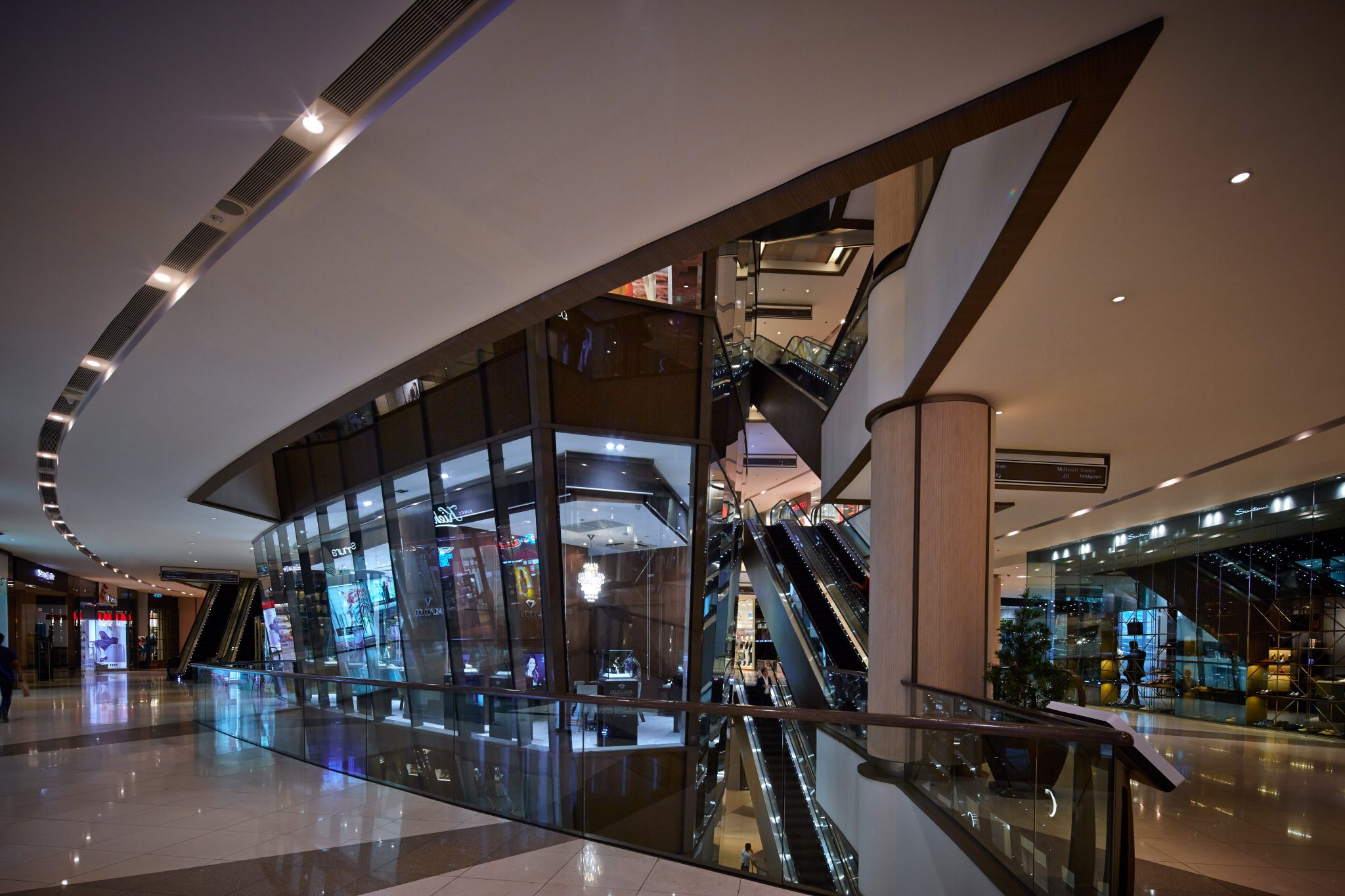 ShangriLa Plaza Shang Properties