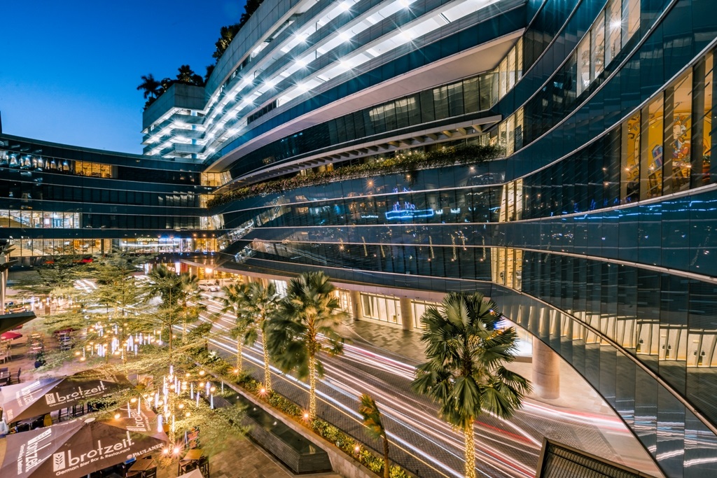 Shangri-La Mall