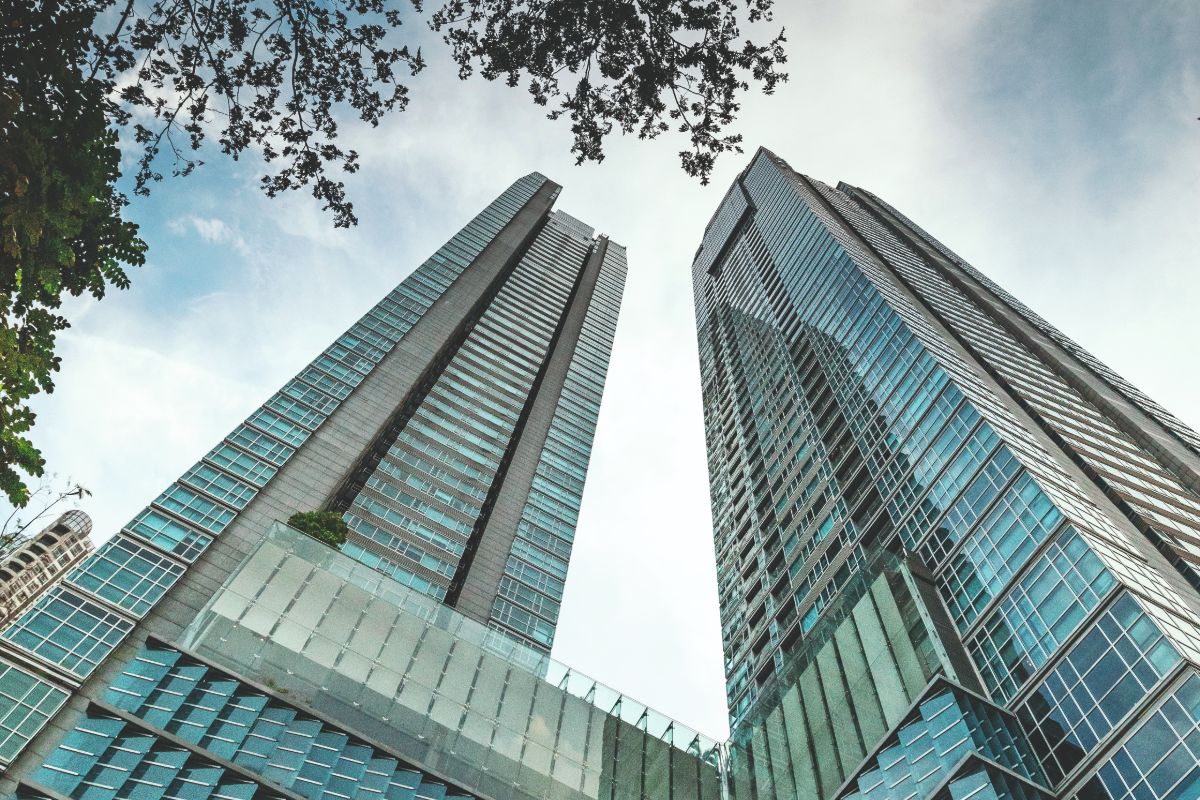 Condo vs. House: Why Condominiums Are the Smart Choice for Modern Living